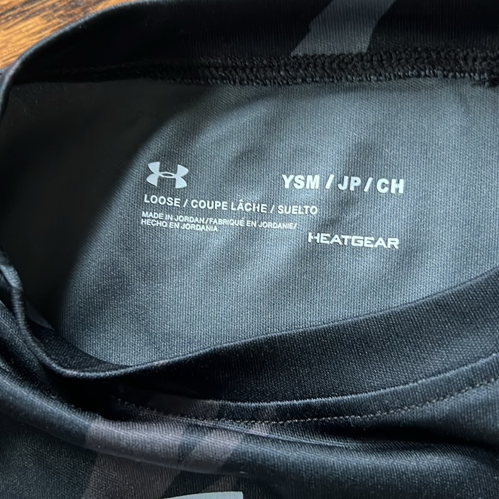 Black camo shirt - Picture 3 of 4